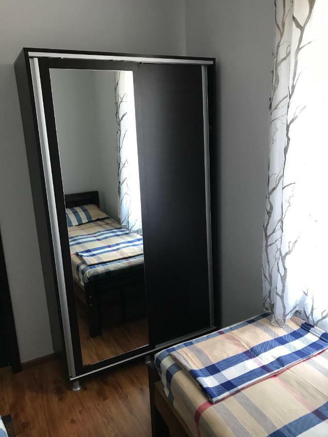Kobuleti Guest House Chexov 24 Кобулеті Екстер'єр фото