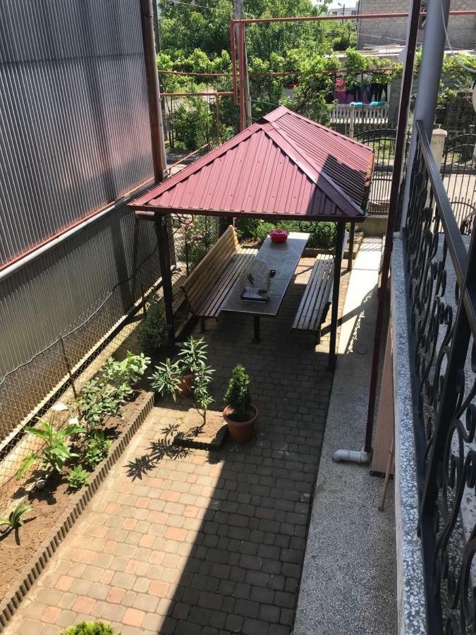 Kobuleti Guest House Chexov 24 Кобулеті Екстер'єр фото